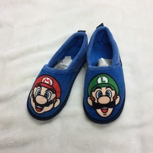 H&M Super Mario kids slippers size 10-11.5
